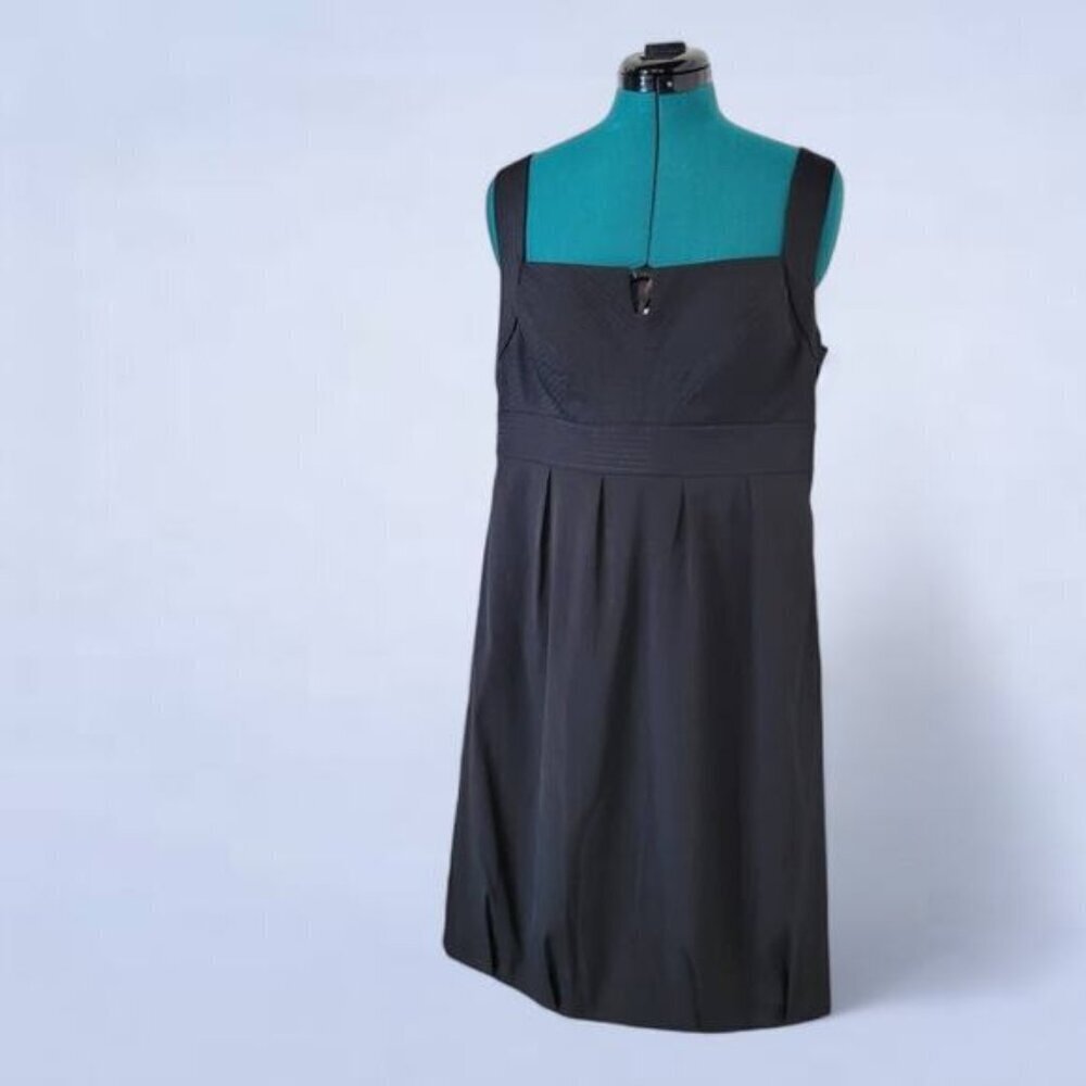 White‎ House Black Market Dress Sleeveless Bubble Hem Square Neck - Size 14